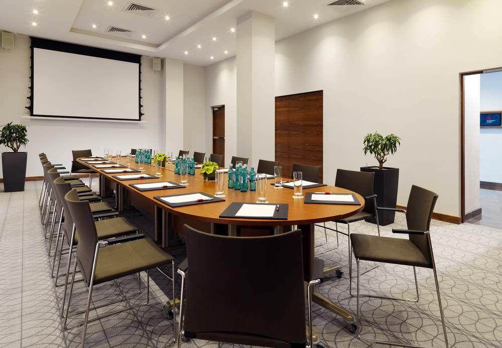 Minsk Marriott Hotel Bagian luar foto