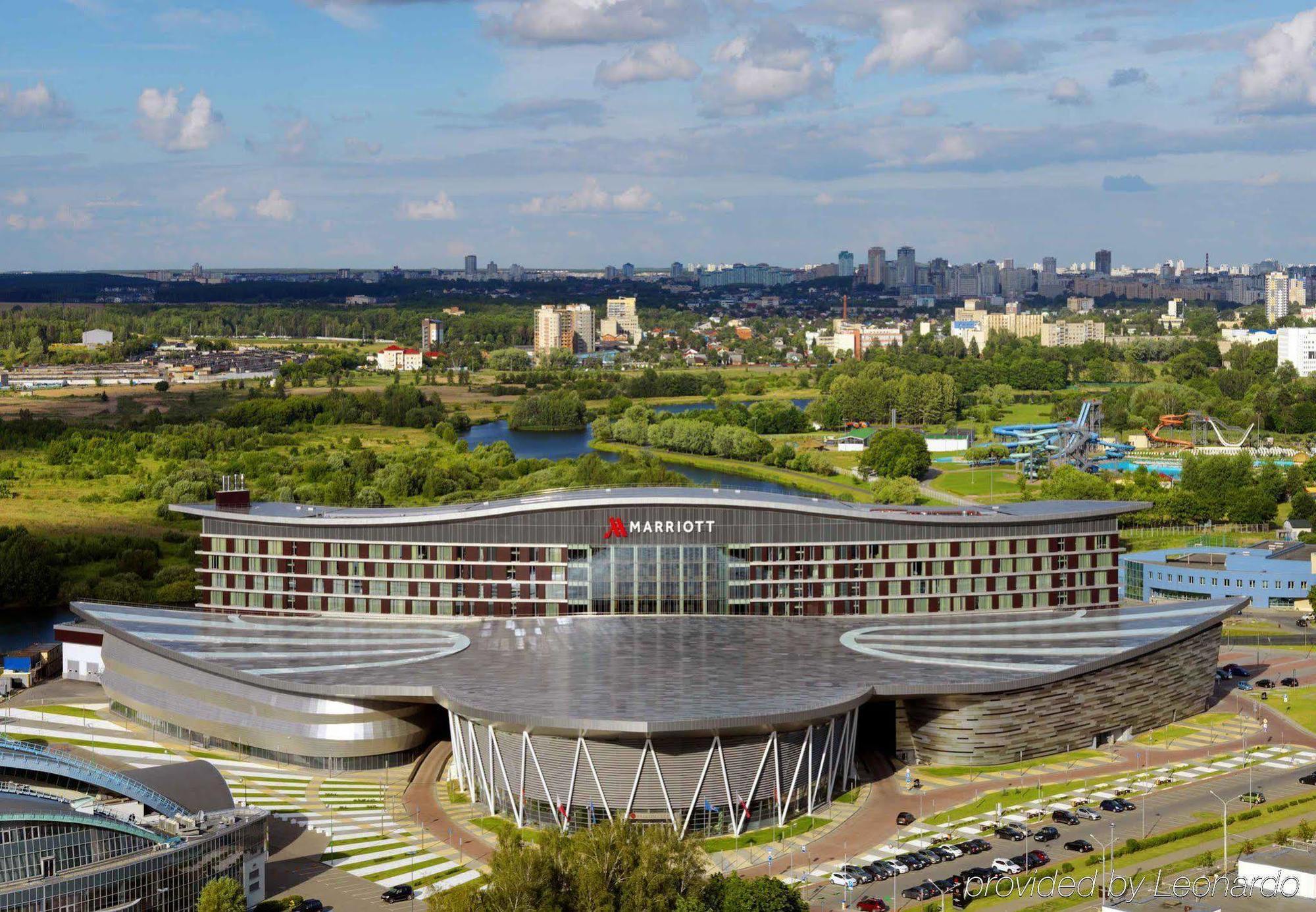 Minsk Marriott Hotel Bagian luar foto