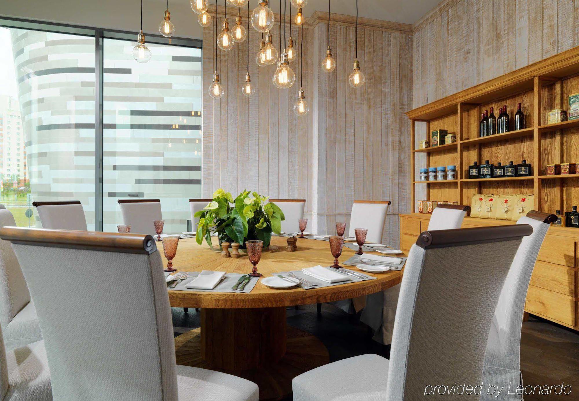 Minsk Marriott Hotel Bagian luar foto