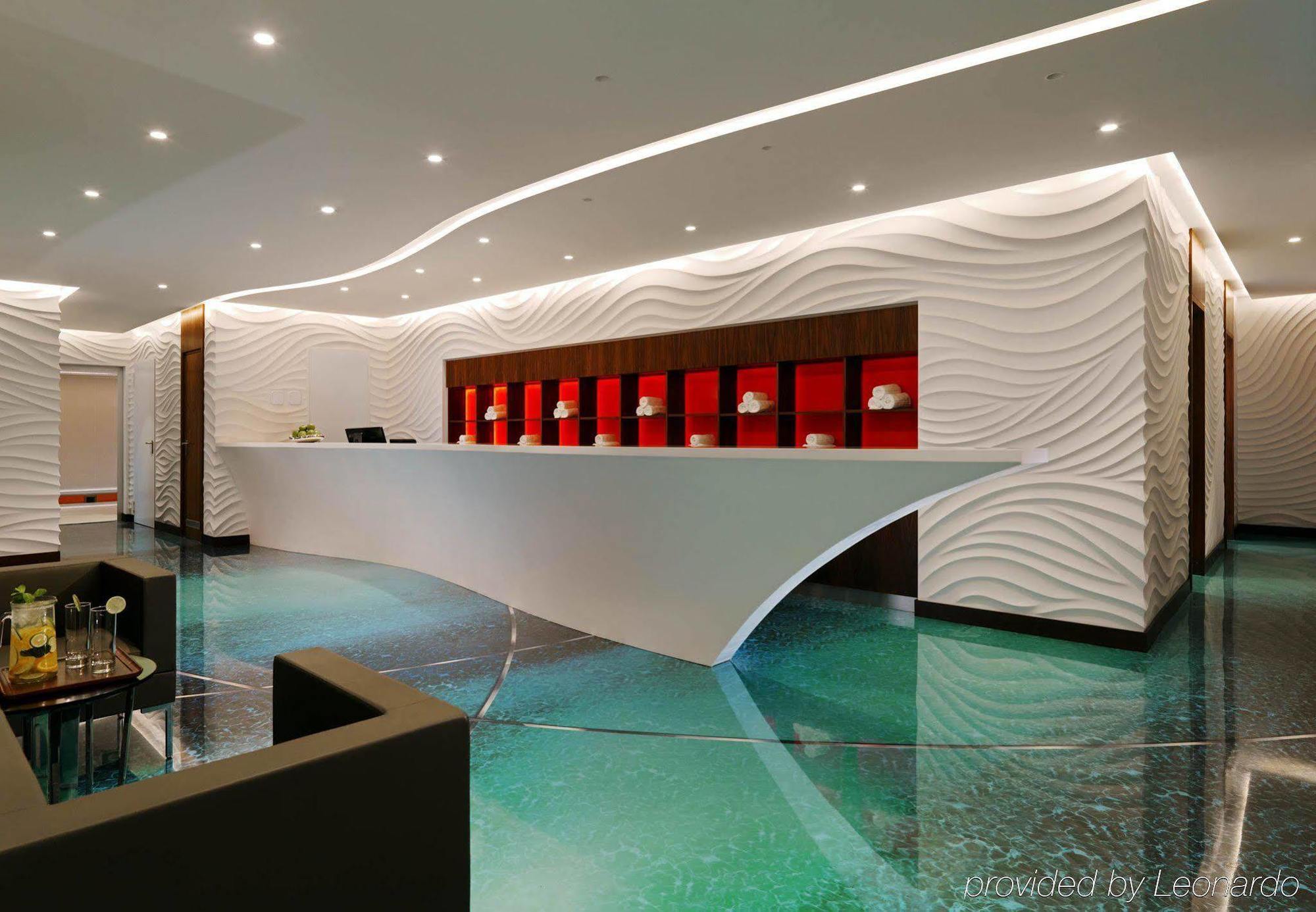 Minsk Marriott Hotel Bagian luar foto