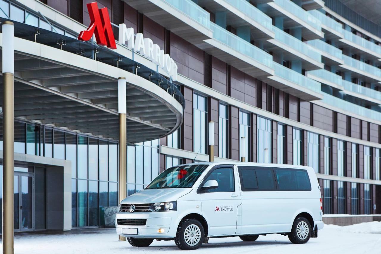 Minsk Marriott Hotel Bagian luar foto